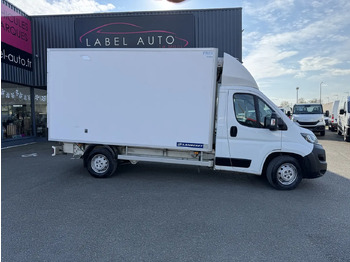 Dostavno vozilo z zabojnikom FIAT Ducato Maxi