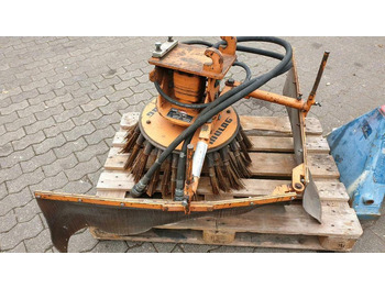 Metla Mulag Wildkrautbürste Mähausleger Böschungsmulcher Dücker unimog: slika 3