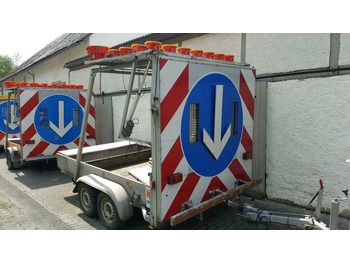 Prikolica Absperrtafel Nissen Horizont Verkehrsleitanhänger Vz 616 615: slika 3
