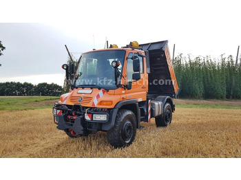 Tovornjak prekucnik UNIMOG U400