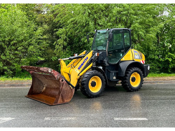 Kolesni nakladalec KOMATSU