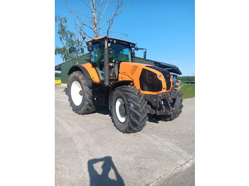 Traktor CLAAS Axion 830