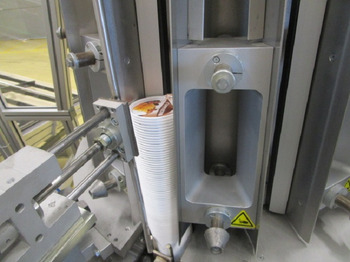 Oprema za pakiranje DECKEL ETIKETTIER ANLAGE SCHLEUTER GU 2 DU (RUNDLÄUFER) MIT LÖFFELEINLEGESTATION RNA SRC-N-630-1R: slika 5 Oprema za pakiranje DECKEL ETIKETTIER ANLAGE SCHLEUTER GU 2 DU (RUNDLÄUFER) MIT LÖFFELEINLEGESTATION RNA SRC-N-630-1R: slika 5