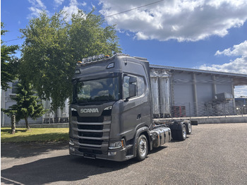 Kontejnerski tovornjak/ Tovornjak z zamenljivim tovoriščem SCANIA S 540