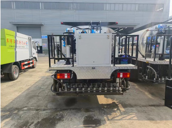 Nov Brizgalka za bitumen SINOTRUK Howo/Dongfeng auto Asphalt truck: slika 2