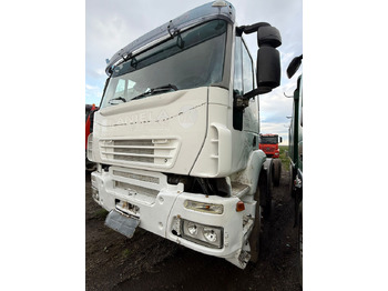 Tovornjak-šasija IVECO Trakker