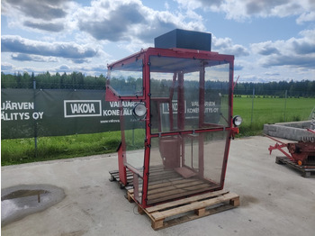Kombajn harvester Sampo 410 leikkuupuimurin hytti, tummennetut lasit: slika 2