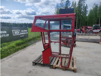 Kombajn harvester Sampo 410 leikkuupuimurin hytti, tummennetut lasit: slika 3