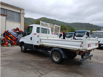 Tovornjak z dvigalom IVECO DAILY 35-120: slika 5