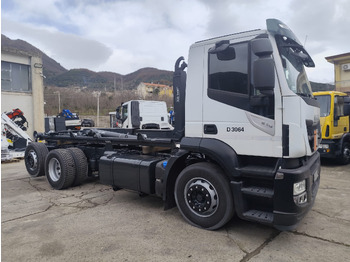 Kotalni prekucni tovornjak IVECO Stralis