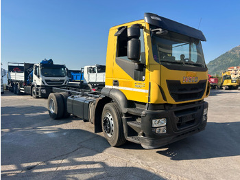 Tovornjak-šasija IVECO Stralis