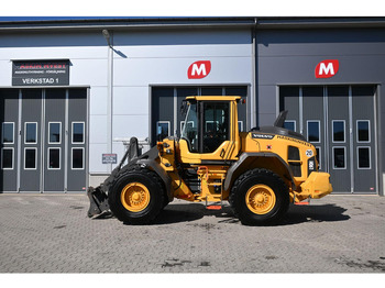 Kolesni nakladalec VOLVO L90H
