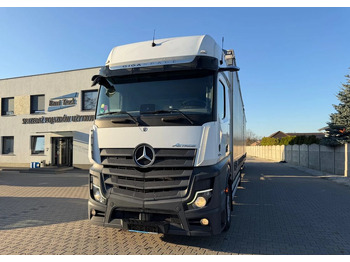 Tovornjak s ponjavo MERCEDES-BENZ Actros 1845