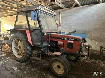 Traktor ZETOR