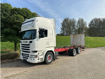 Tovornjak-šasija SCANIA R 730
