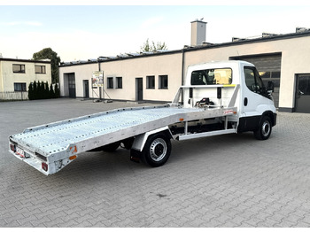 Tovornjak avtotransporter Iveco Daily 3.0 160KM Rok 2022 55 tys km przebiegu AUTOLAWETA Najazd laweta: slika 3