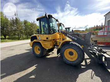 Kolesni nakladalec VOLVO L35G
