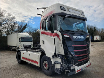 Vlačilec SCANIA S 500