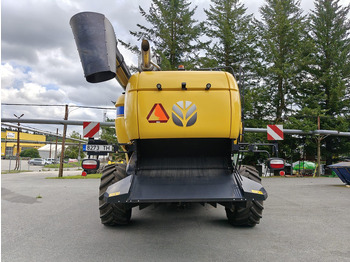 Kombajn harvester New Holland CX 8.90: slika 4