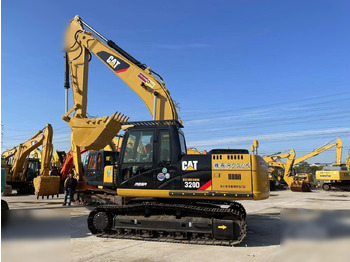Bager goseničar CATERPILLAR 320D