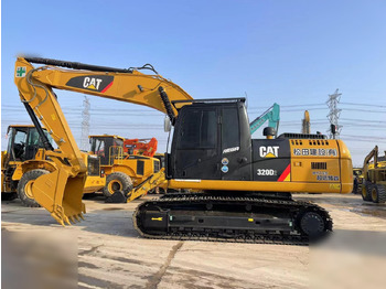 Bager goseničar CATERPILLAR 320D2