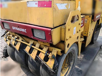 Kombinirani valjar DYNAPAC CC102 II: slika 5