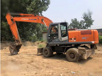 Bager na kolesih HITACHI ZX210W