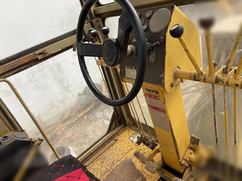 Greder KOMATSU GD511A: slika 5