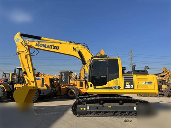 Bager goseničar KOMATSU PC200-8