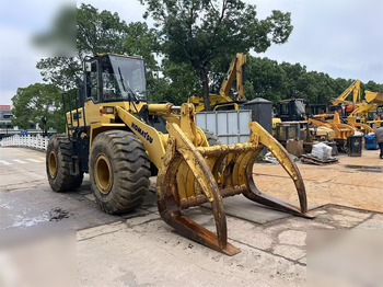 Kolesni nakladalec KOMATSU WA320