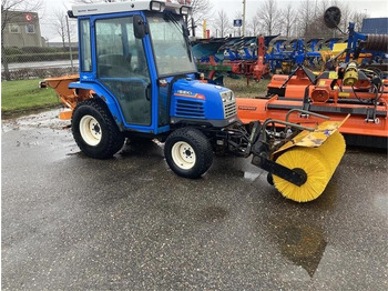 Mestni traktor ISEKI