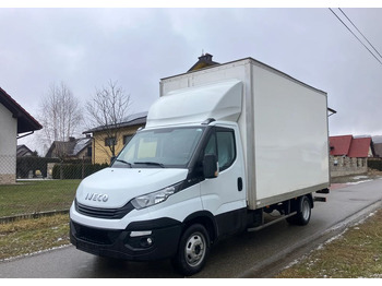 Dostavno vozilo z zabojnikom IVECO Daily 35c16