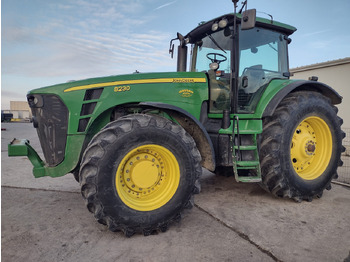 Traktor JOHN DEERE 8030 Series