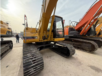Bager goseničar CATERPILLAR 320B
