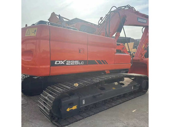 Bager goseničar DOOSAN DX225LC