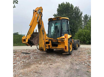 Bager nakladalec JCB 3CX