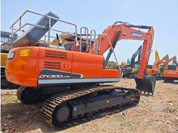 Bager goseničar DOOSAN DX300: slika 2