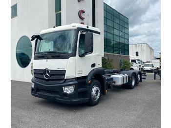 Tovornjak-šasija MERCEDES-BENZ ANTOS 25.40: slika 2