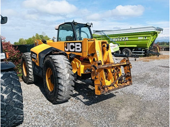 Teleskopski viličar JCB