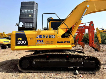 Bager goseničar KOMATSU PC200-8
