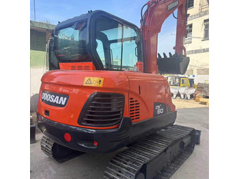 Bager goseničar DOOSAN DX60