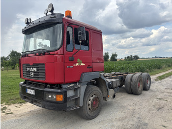 Tovornjak-šasija MAN 27.464
