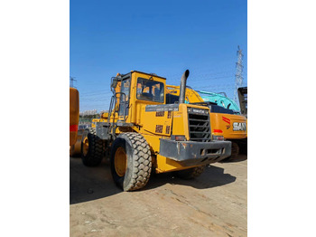 Kolesni nakladalec KOMATSU WA320