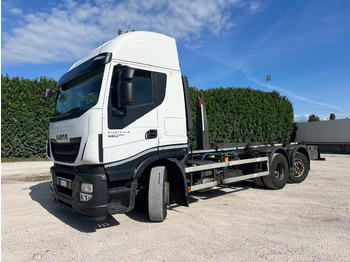 Kotalni prekucni tovornjak IVECO Stralis 460