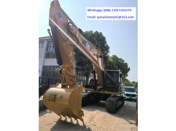 Bager goseničar CATERPILLAR 320D2