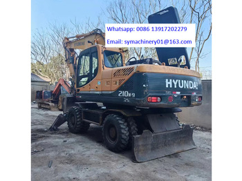Bager na kolesih HYUNDAI R210