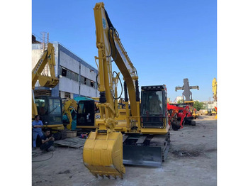 Bager goseničar KOMATSU PC130