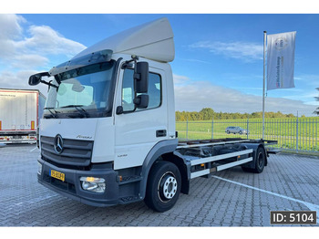 Kontejnerski tovornjak/ Tovornjak z zamenljivim tovoriščem MERCEDES-BENZ Atego 1318