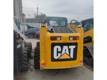 Mini nakladalec CAT 246C Skid Steer Loader: slika 4