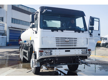 Tovornjak cisterna SINOTRUK